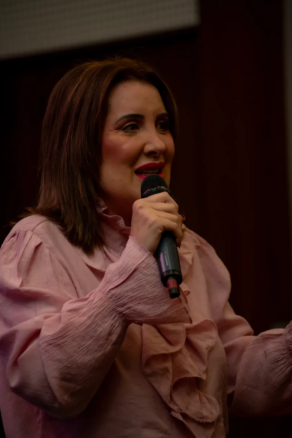 Fiorella Pomar em palestra